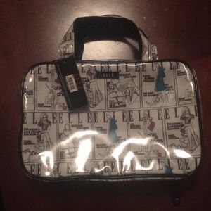 Elle makeup travel case